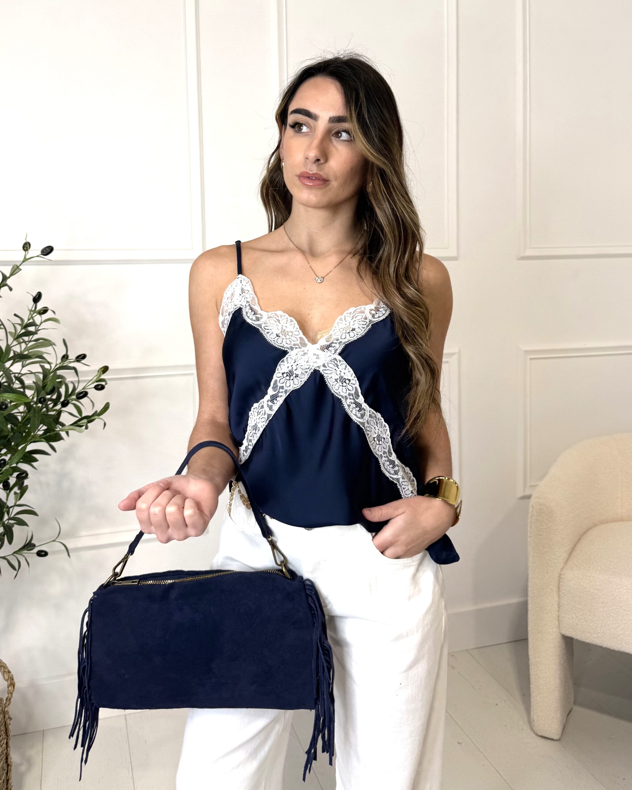 Top dentelle fines bretelles bleu blanc