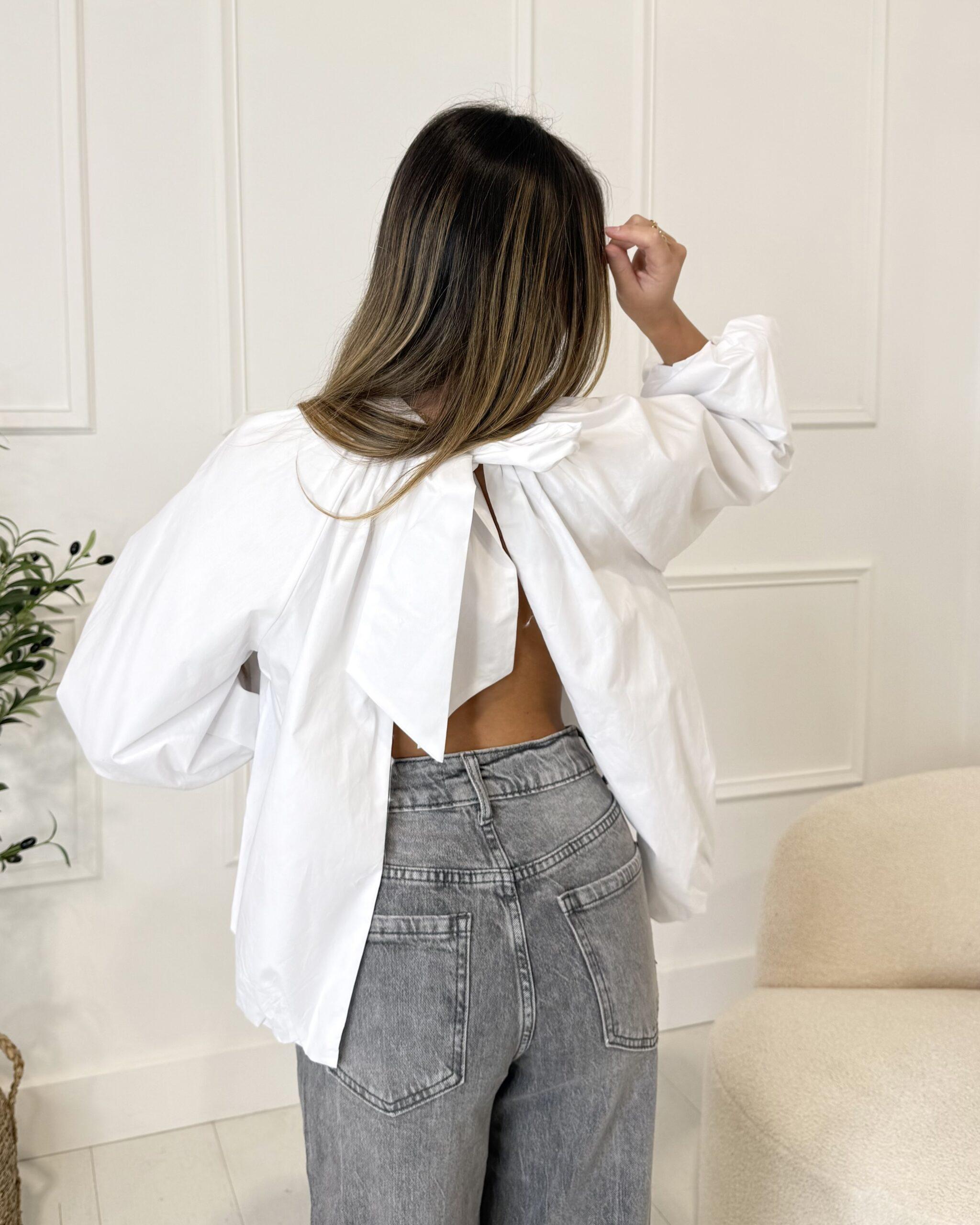 Haut dos-nu tendance