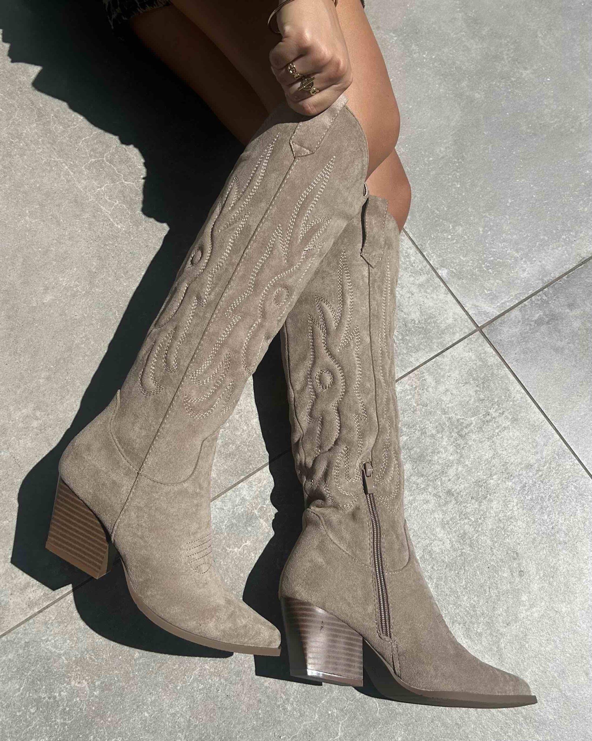 Santiag taupe tendance