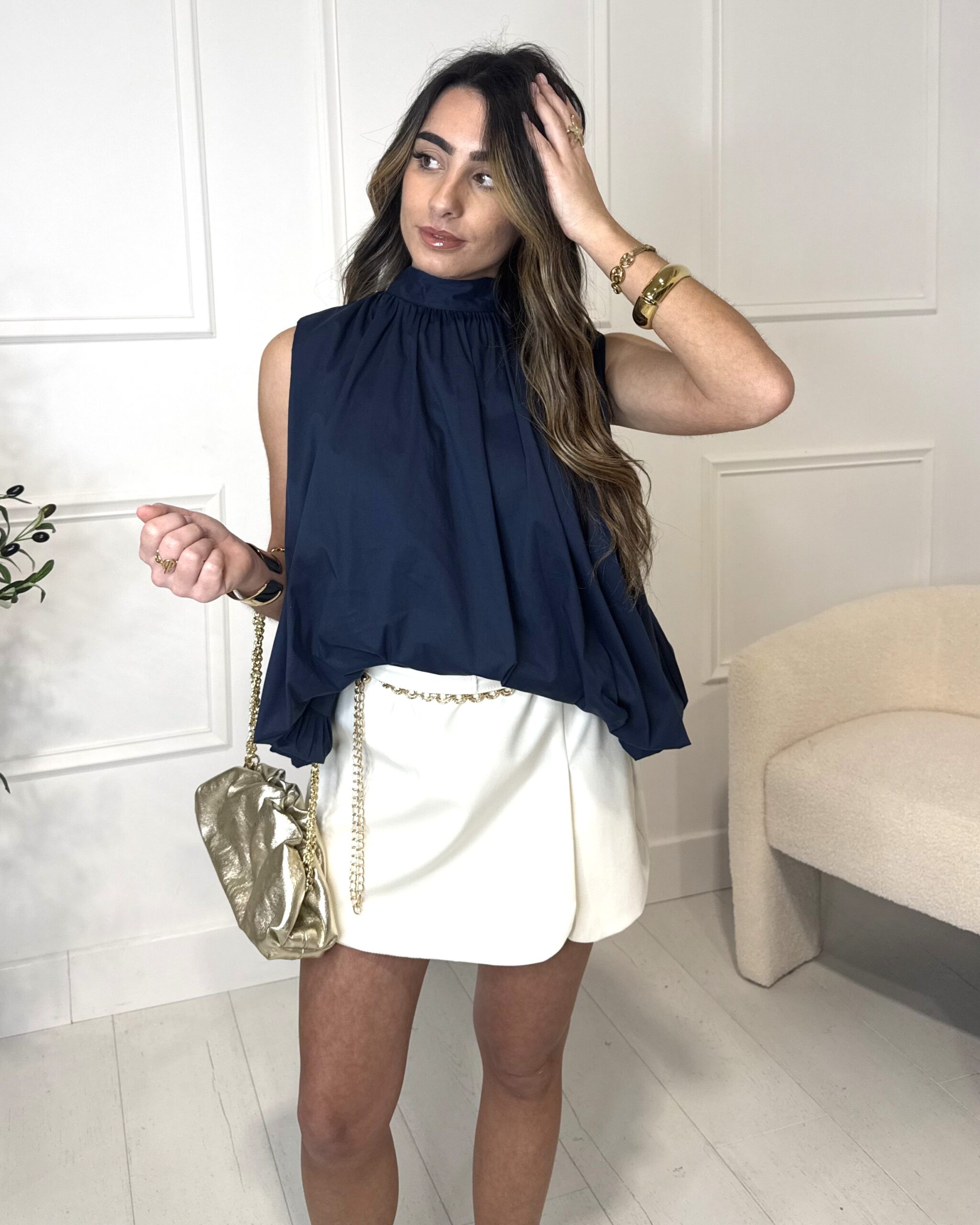 Blouse bleu marine sans manches avec dos-nu