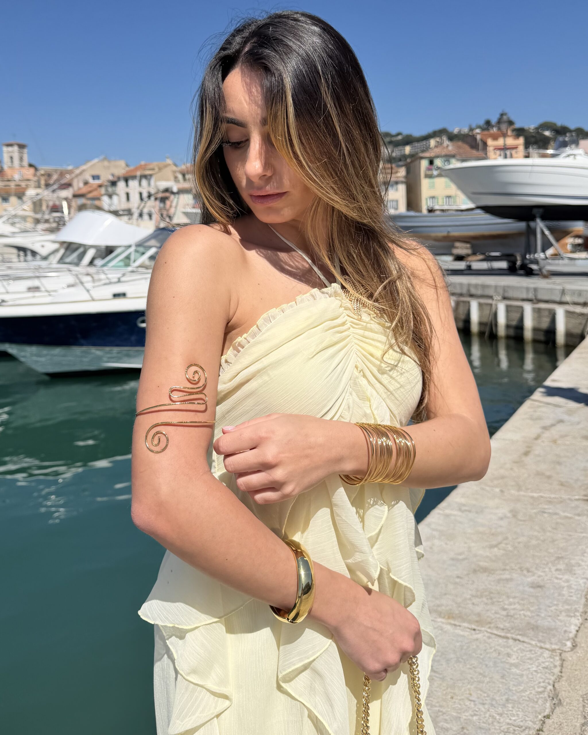 Bracelet de bras doré