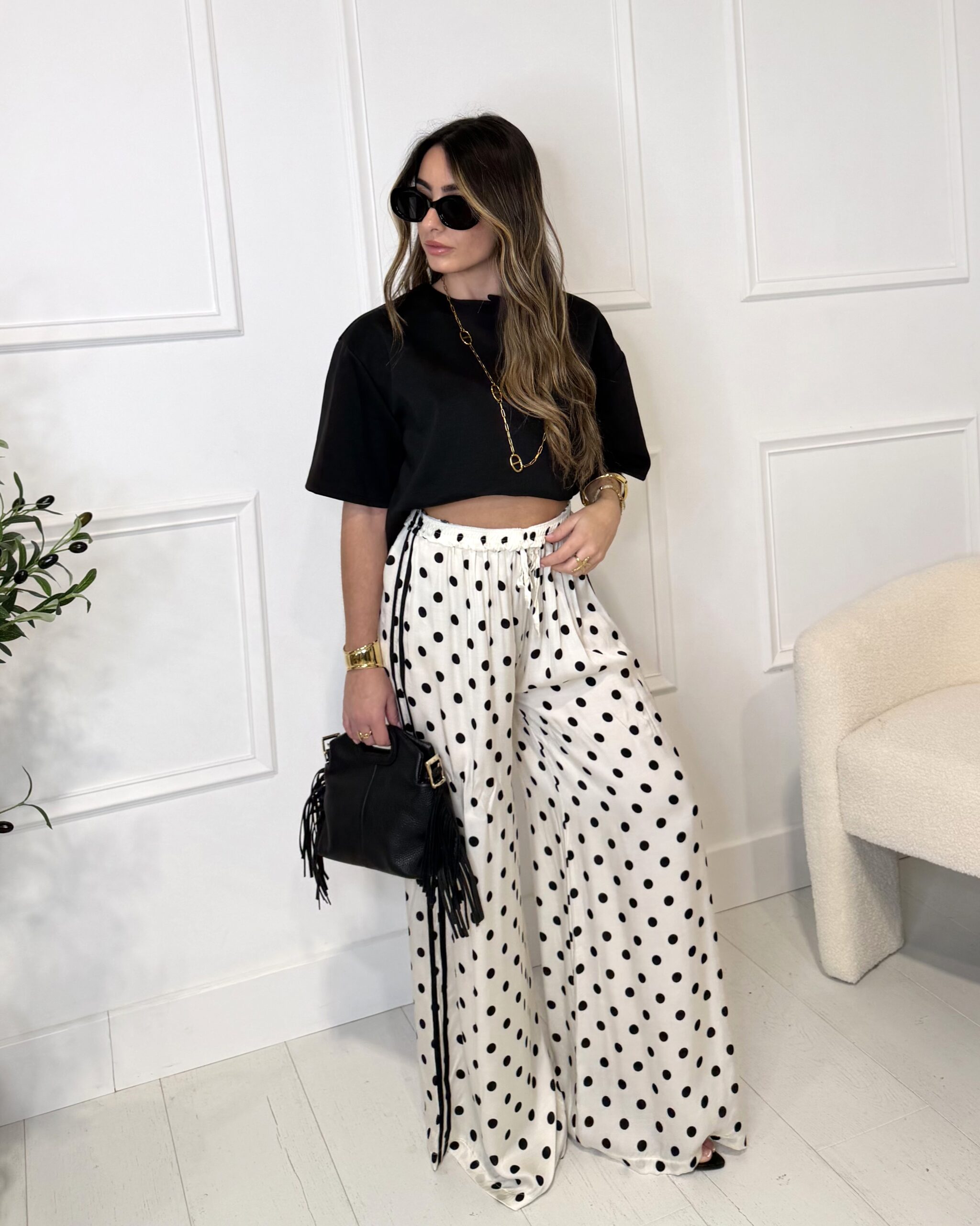 Pantalon blanc à pois fluide droit avec liens à nouer