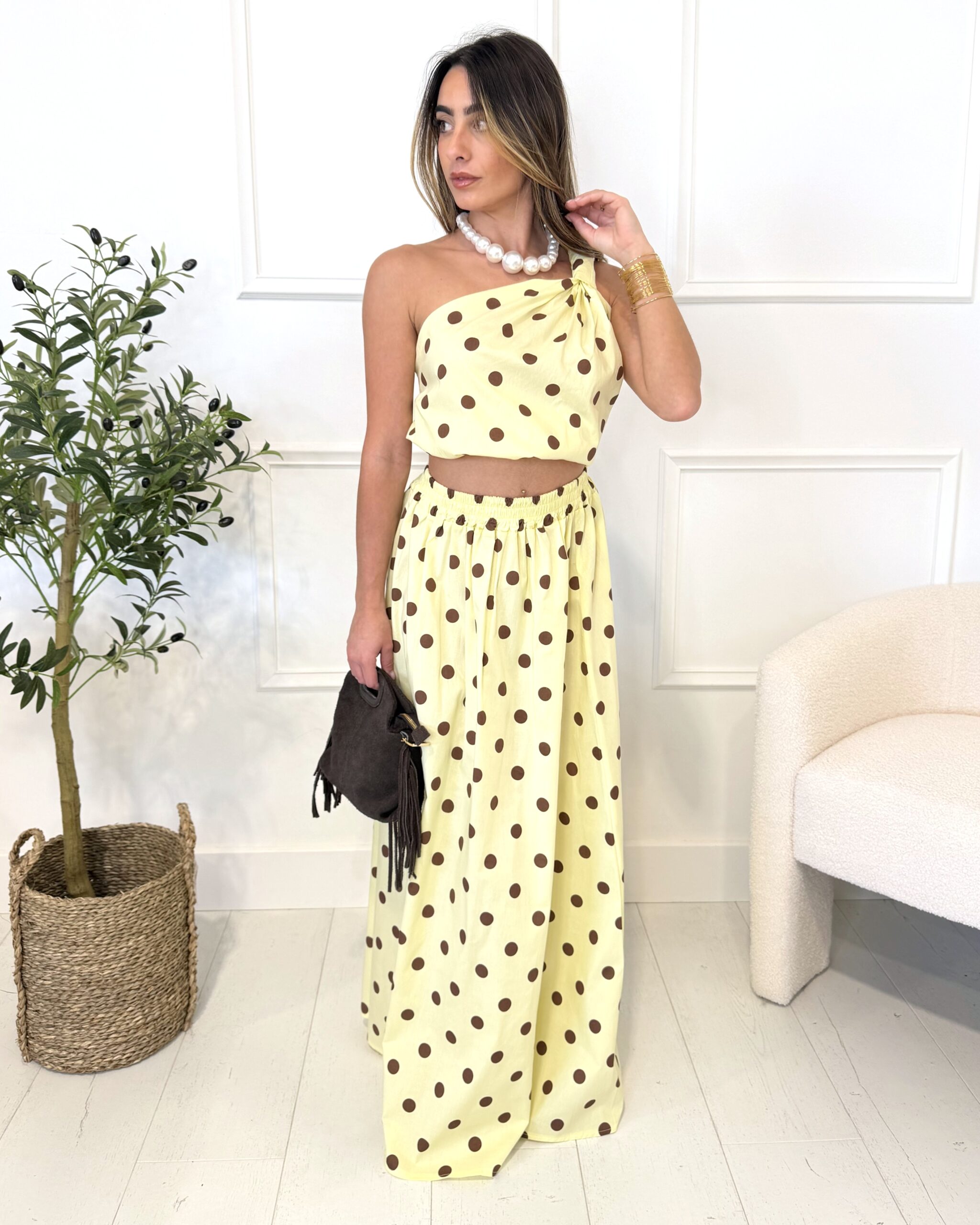 Ensemble à pois jaune