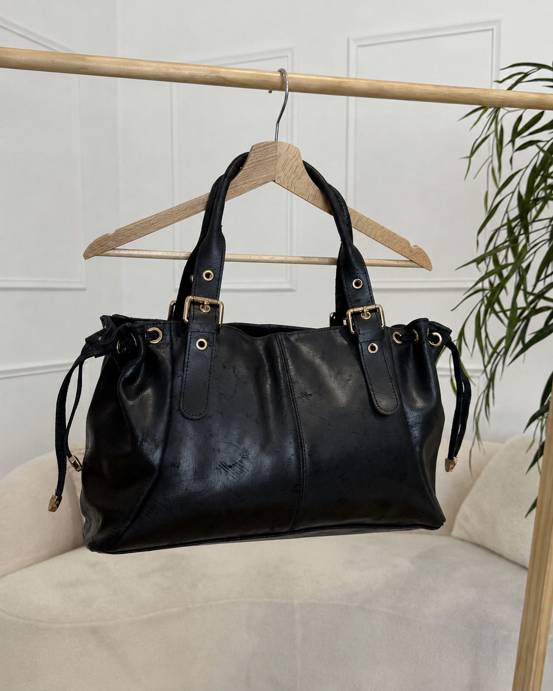 Sac à main VAIA noir mat taille XL