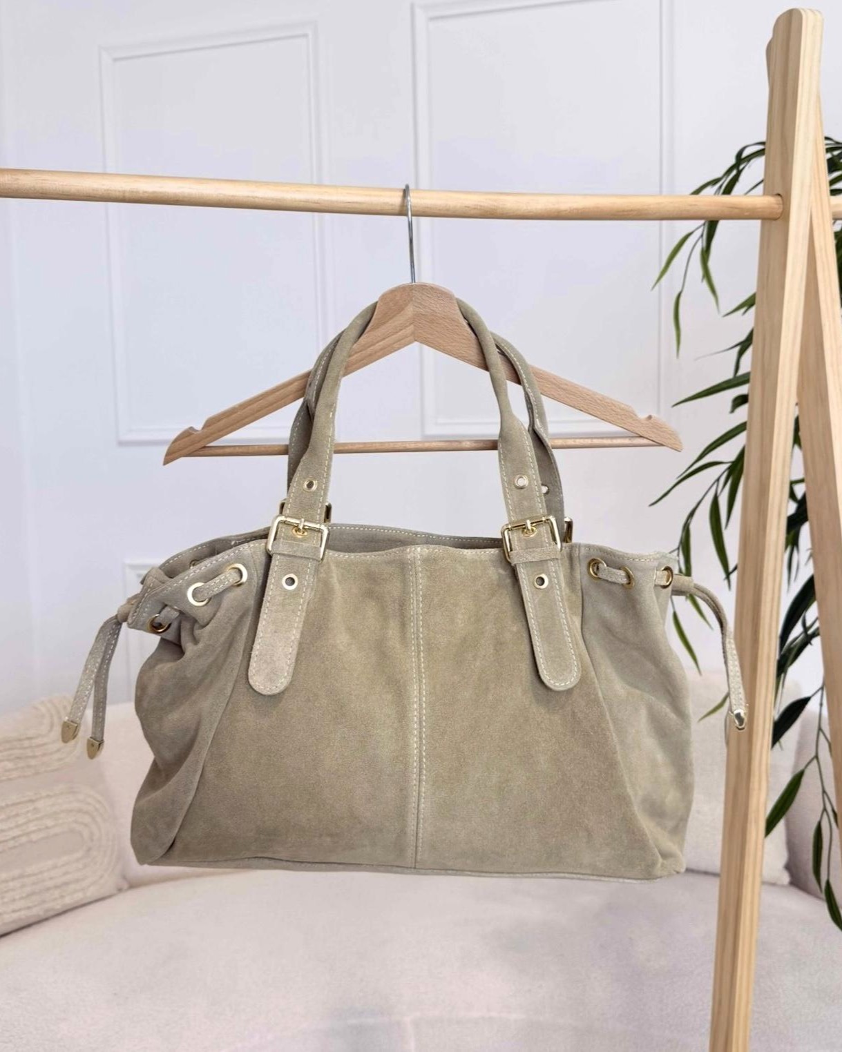 Sac à main en cuir beige