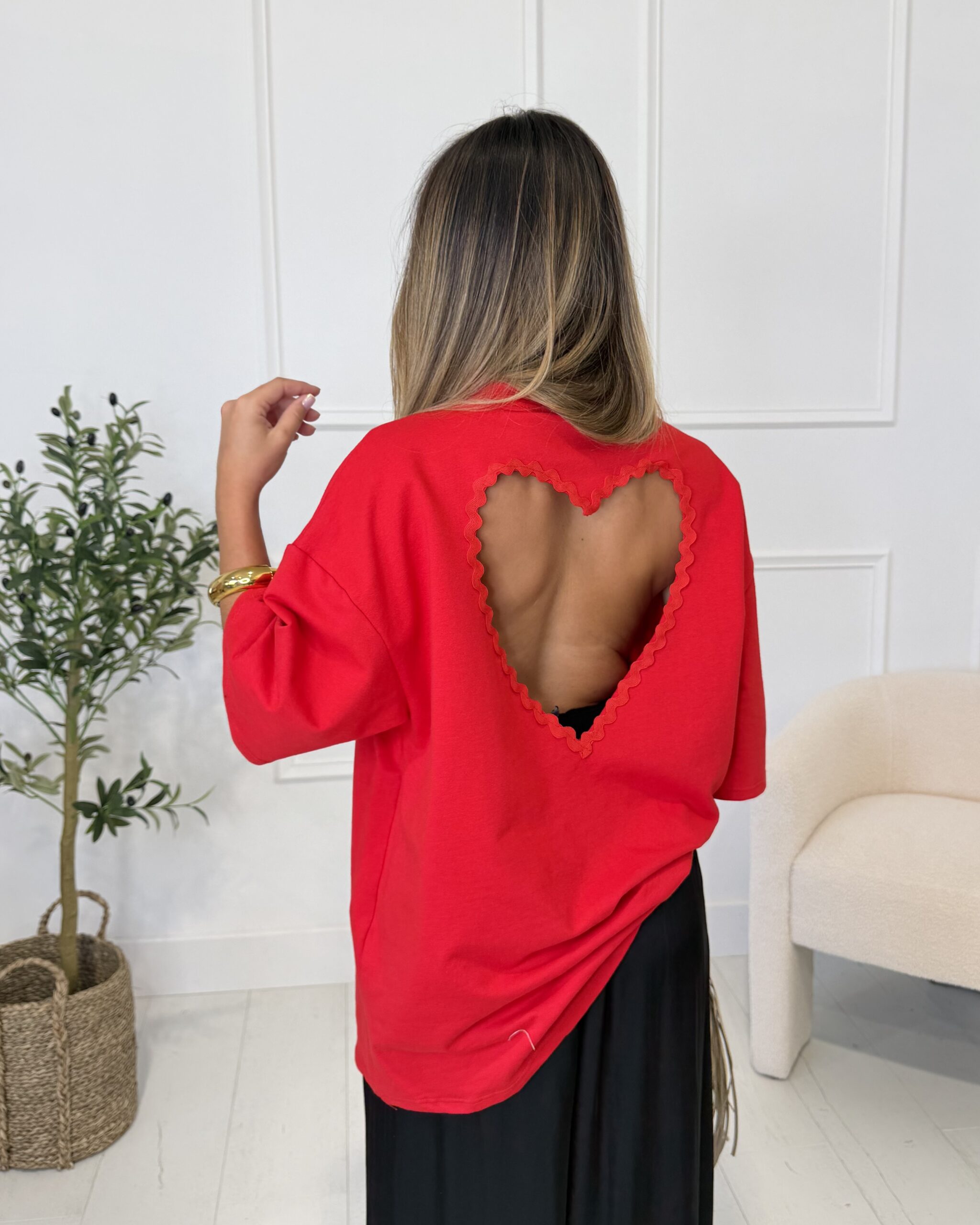 Tops / T-shirts