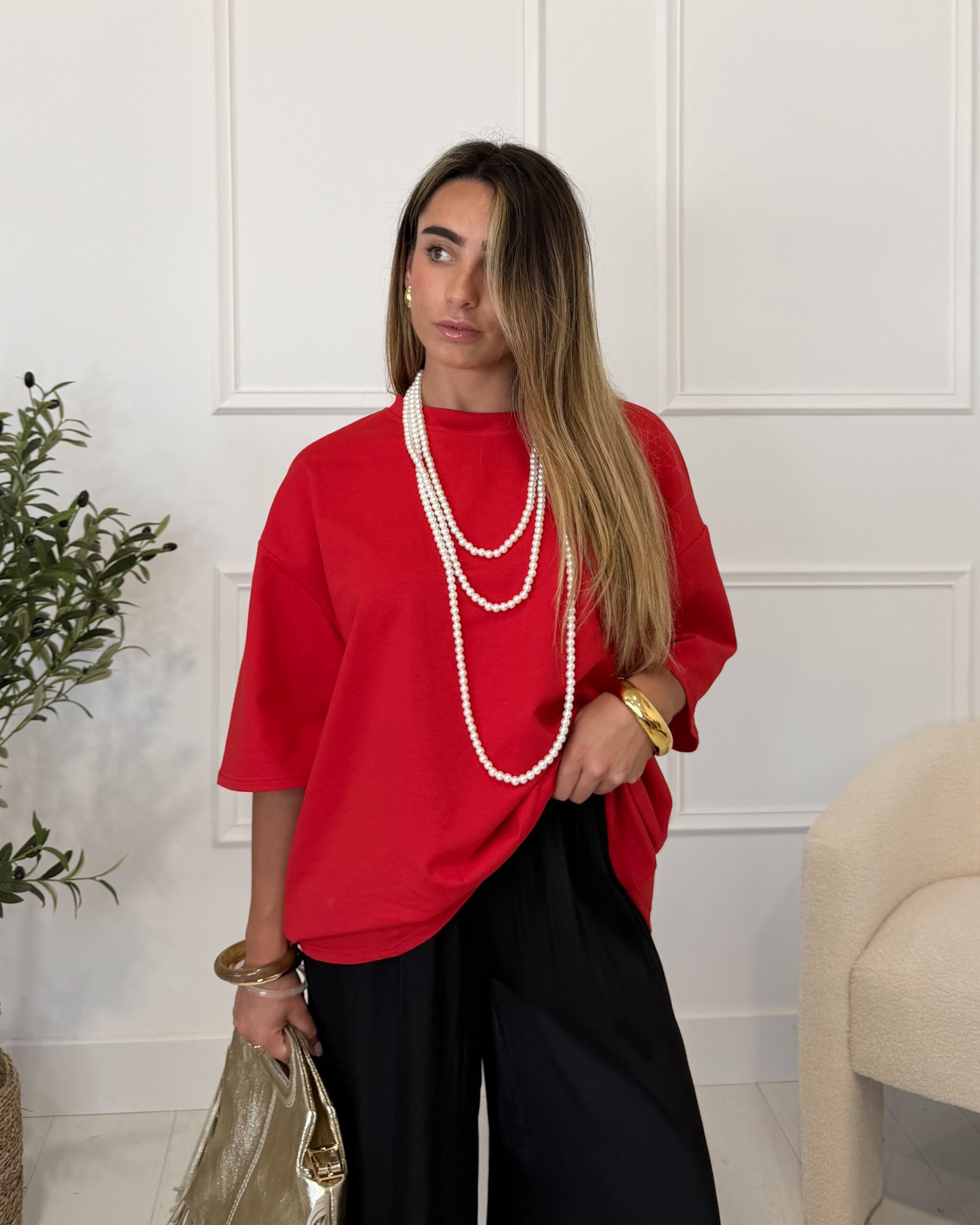 T-shirt rouge avec coeur